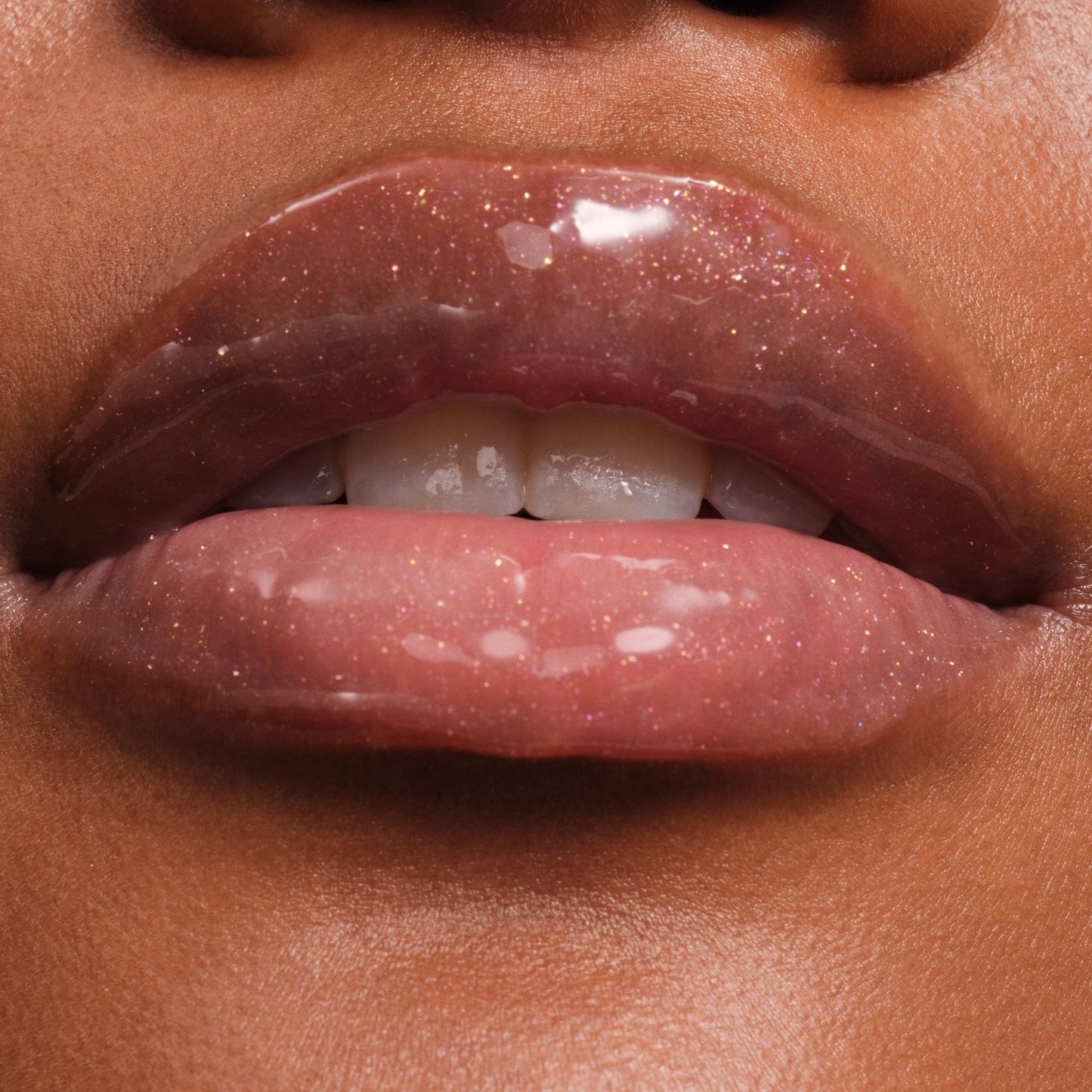 phyto-glow-lip-balm-shimmer-stardust-d4 NATR-10131-Phyto-Glow-Lip-Hover-Stardust.jpg