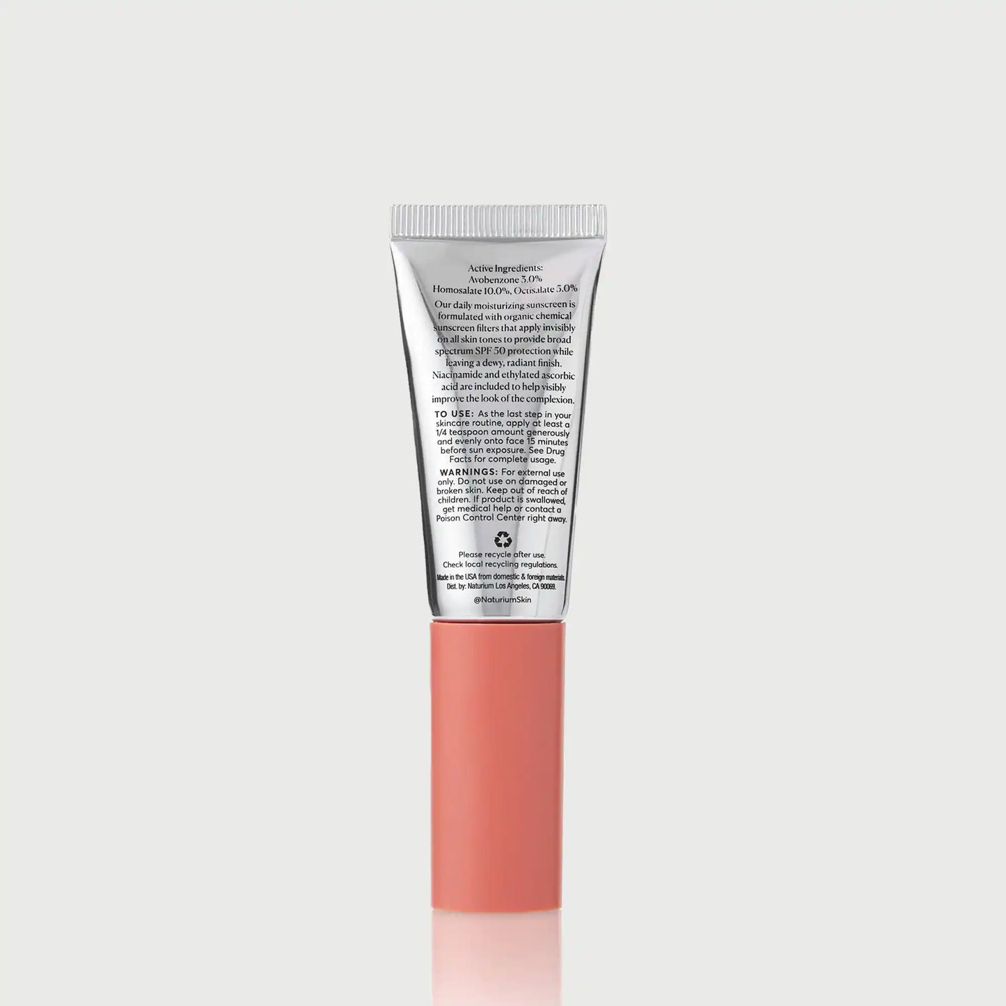 dew-glow-moisturizer-spf-50-travel-size-r0 NATR-10157_Dew-Glow-Moisturizer-SPF-50-Mini_back_capon_bonebkgd_d7cb9bbb-e294-42e2-8d5a-28c73c09b5b5.webp