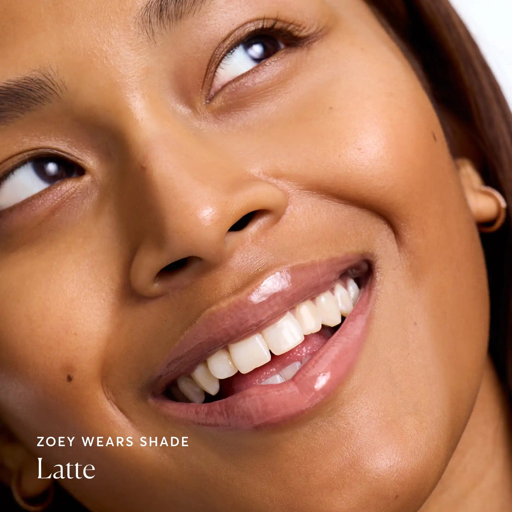 phyto-glow-lip-balm-latte-v5 NATR-60110-Alt-Images-Phyto-Glow-Lip-Balm-Latte-04.webp