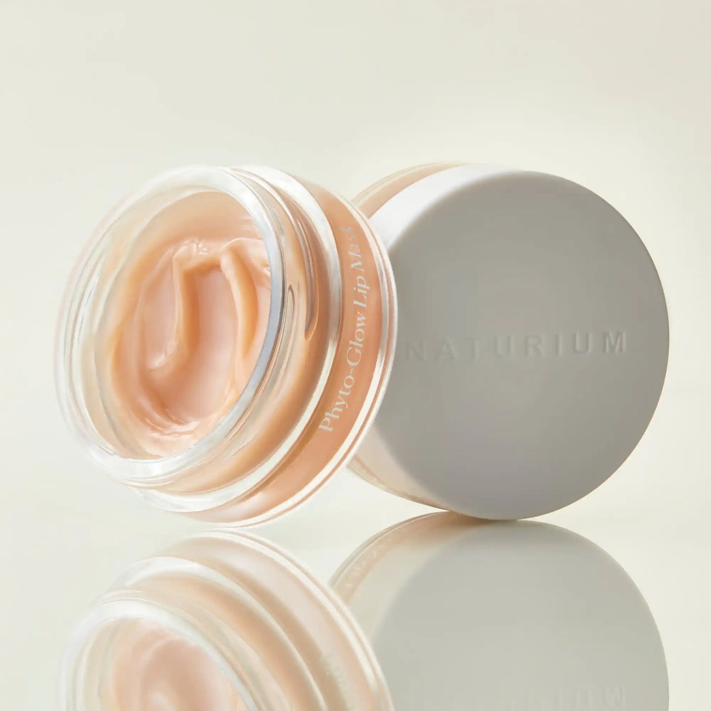 phyto-glow-lip-mask-l6 phyto-lipmask_0607-crop.webp